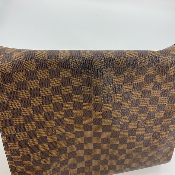 Louis Vuitton Damier Bastille - Picture 11 of 12